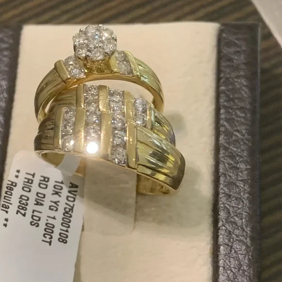 Trio set 10kt gold and 1.00 cttw diamonds for men woman